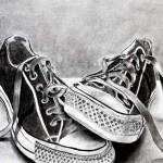 Zapatos dibujados con carboncillo y carbón prensado sobre papel por Jordi Vela
